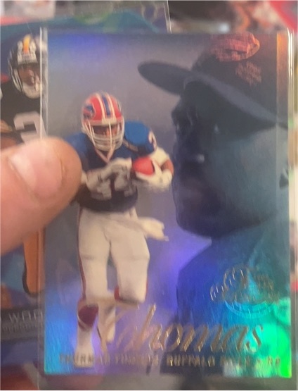 1993 Pacific #7 Thurman Thomas — front