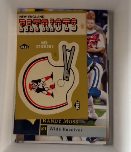 1982 Fleer NFL Team Action #NNO New England Patriots Helmet Sticker — front