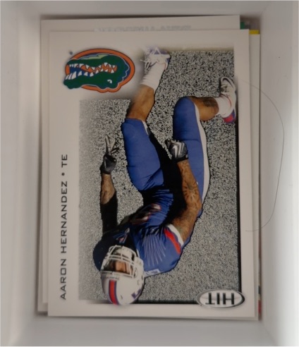 2010 Sage Hit #20523 Aaron Hernandez RC — front
