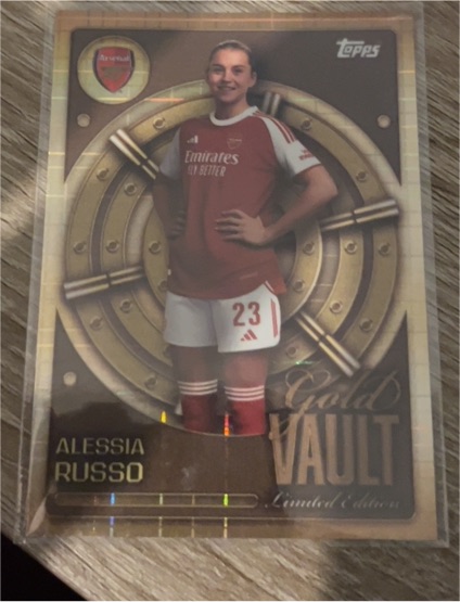 2025 Topps Arsenal #Gold Vault Alessia Russo — front