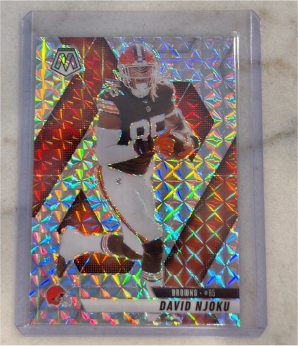 2023 Panini Mosaic #85 David Njoku — front