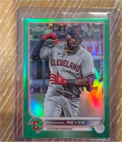 2022 Topps Chrome #97 Franmil Reyes — front