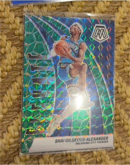 2023-24 Panini Mosaic Elevate #7 Shai Gilgeous-Alexander — front