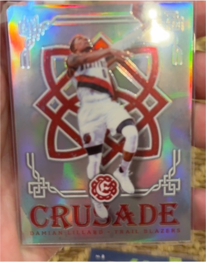 2016-17 Panini Excalibur #10 Crusade Damian Lillard — front
