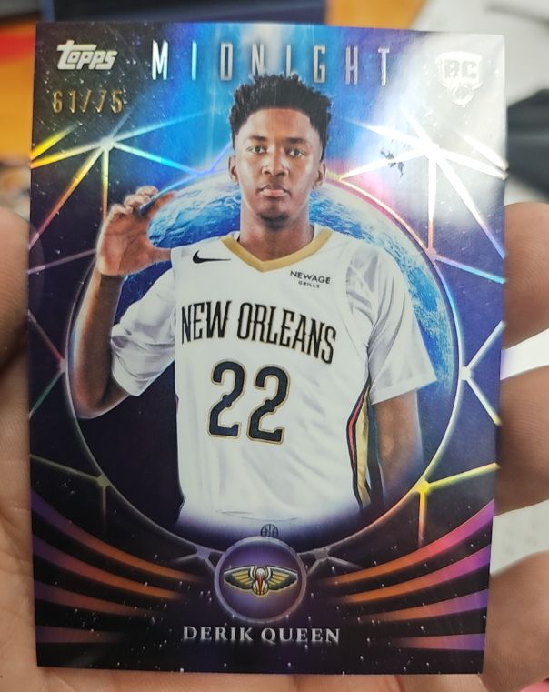 2025-26 Topps Midnight #61 Derik Queen — front