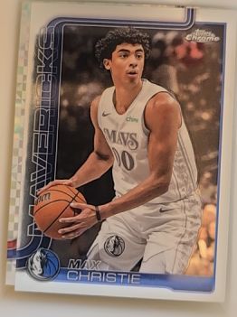2025-26 Topps Chrome #33 Max Christie — front