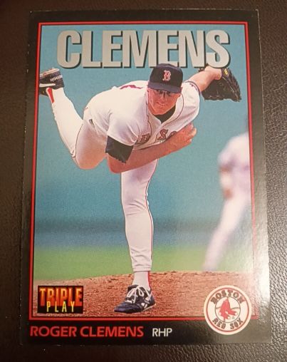 1993 Donruss Triple Play #118 Roger Clemens — front
