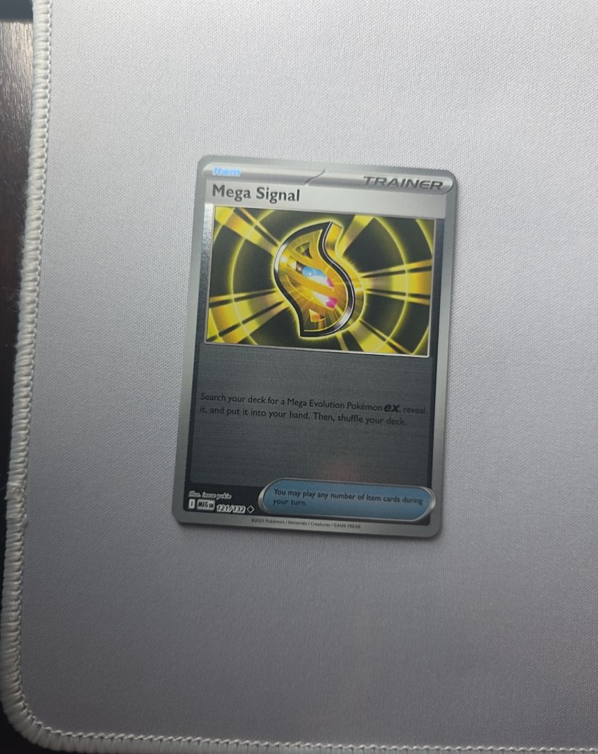 2023 Pokémon SWSH MEG #121 Mega Signal — front