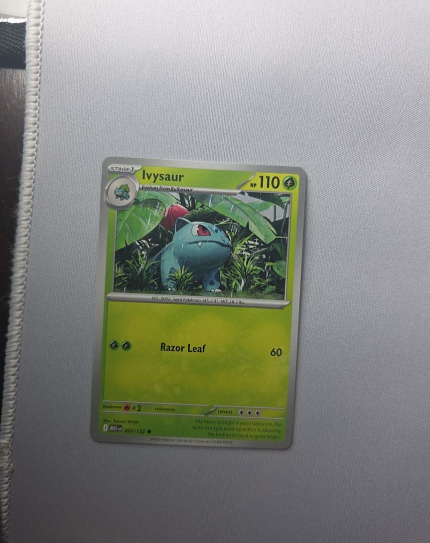 2015 Pokémon Mega Evolution #002 Ivysaur — front