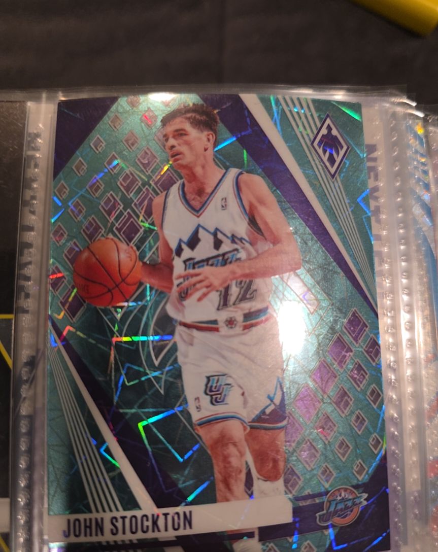 2023-24 Panini Phoenix #10 John Stockton — front