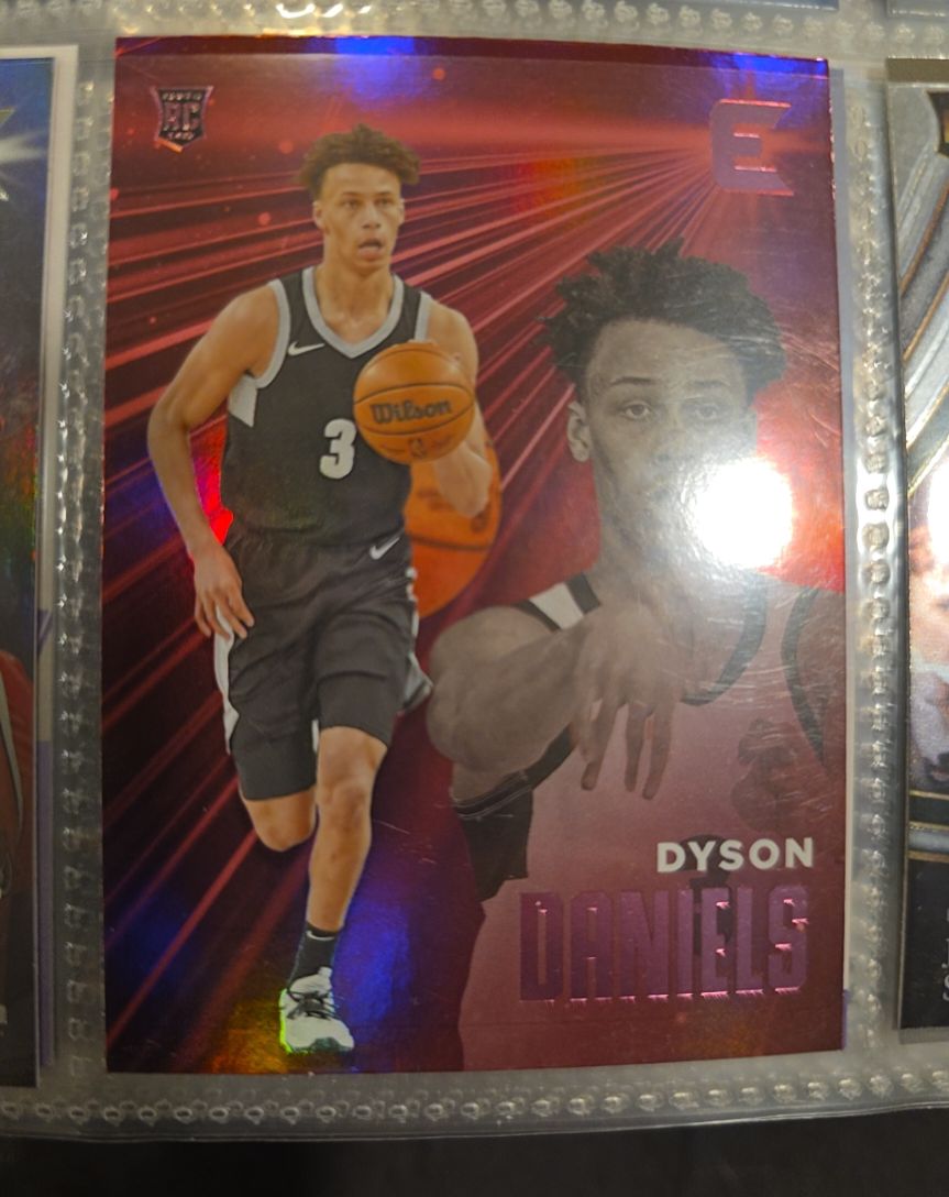 2022 Panini Chronicles Draft Picks Essentials #7 Dyson Daniels — front