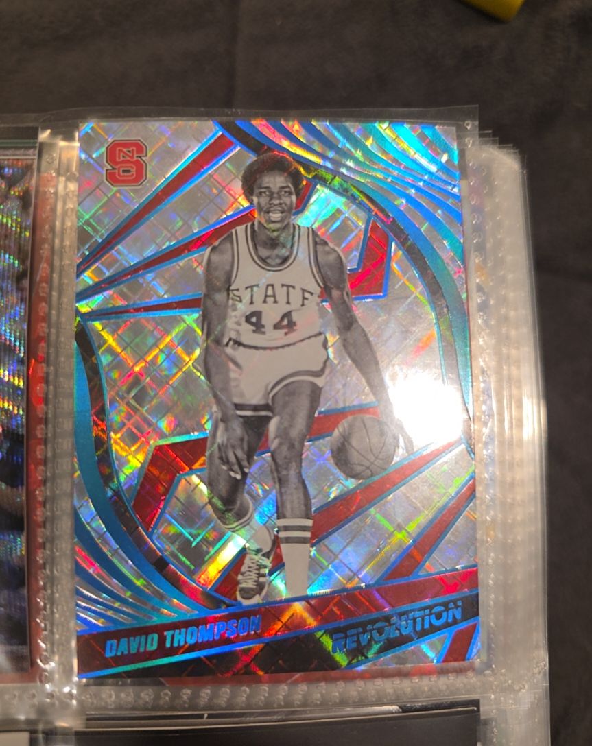 2022-23 Panini Chronicles Draft Picks Revolution #100 David Thompson — front