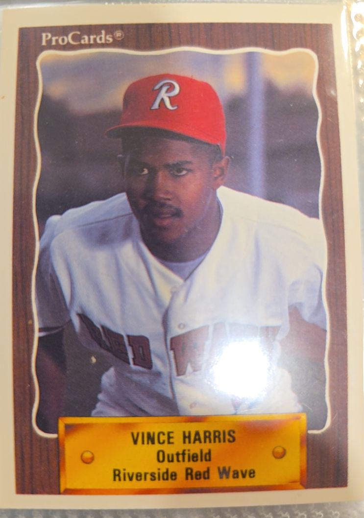 1990 ProCards # Vince Harris — front