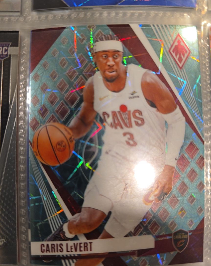 2023-24 Panini Phoenix #206 Caris LeVert — front