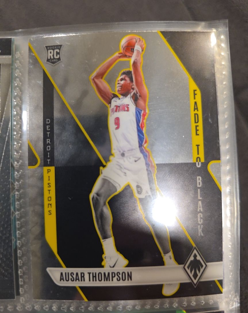 2023-24 Panini Phoenix #9 Ausar Thompson Fade To Black — front