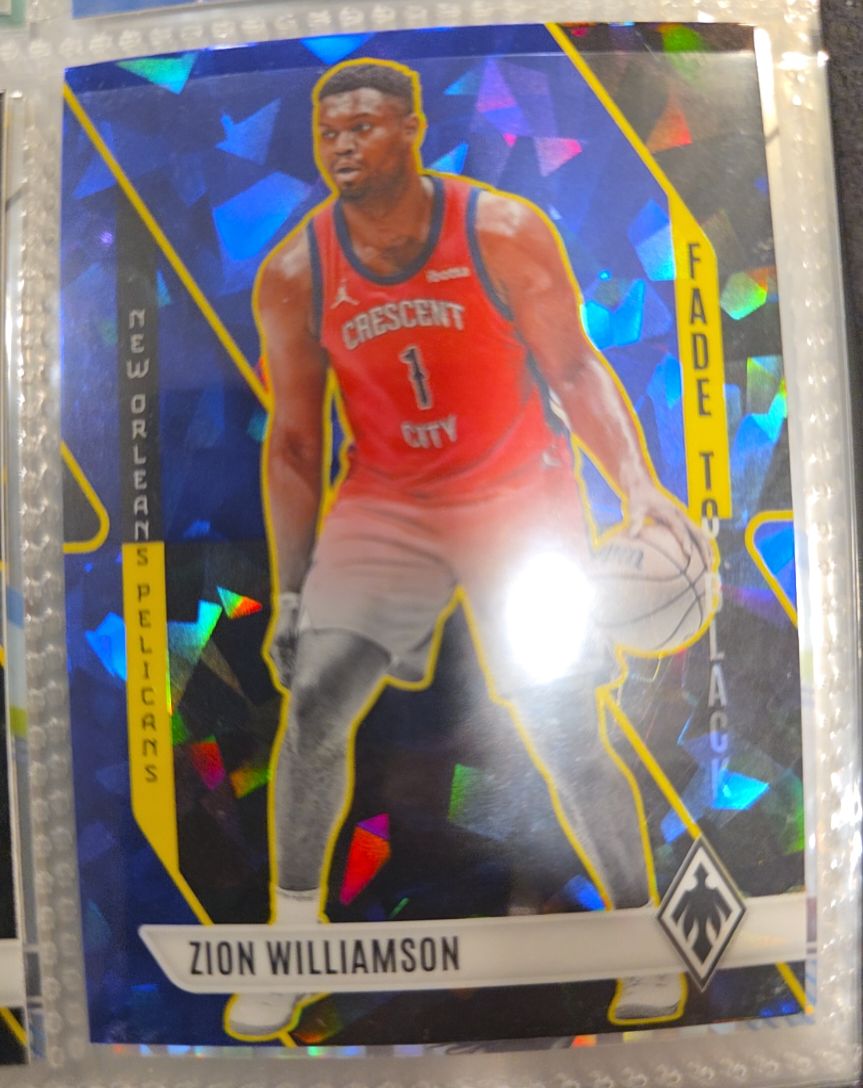 2023-24 Panini Phoenix #14 Zion Williamson Fade To Black — front