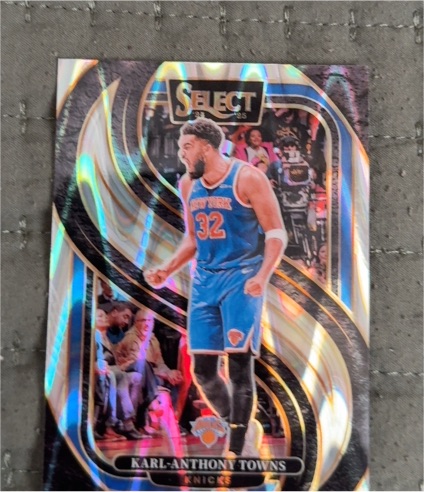 2024-25 Panini Select #114 Karl-Anthony Towns — front