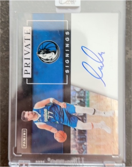 2023 Panini Private Signings #PS-DLI Dereck Lively II — front