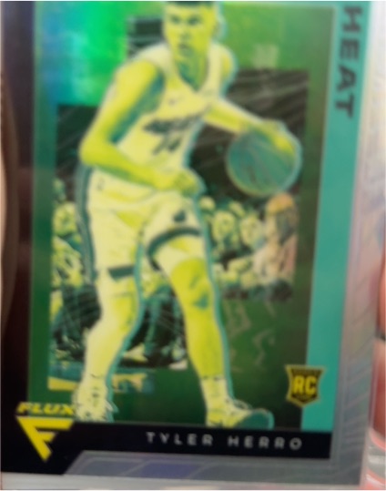 2019-20 Panini Chronicles #596 Tyler Herro Flux — front