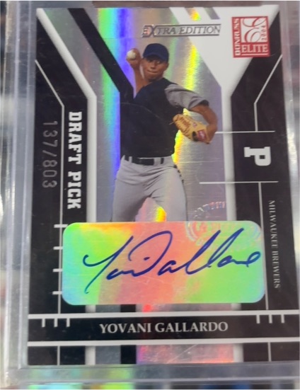 2004 Donruss Elite Extra Edition #137 Yovani Gallardo — front