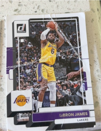 2022-23 Donruss #128 LeBron James — front