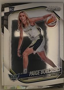 2025 Panini Prizm WNBA #147 Paige Bueckers Rookie Card — front