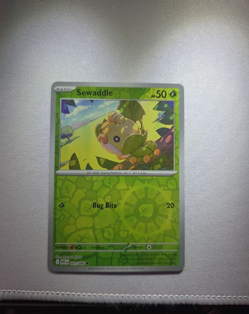 2025 Pokemon #001 Sewaddle — front