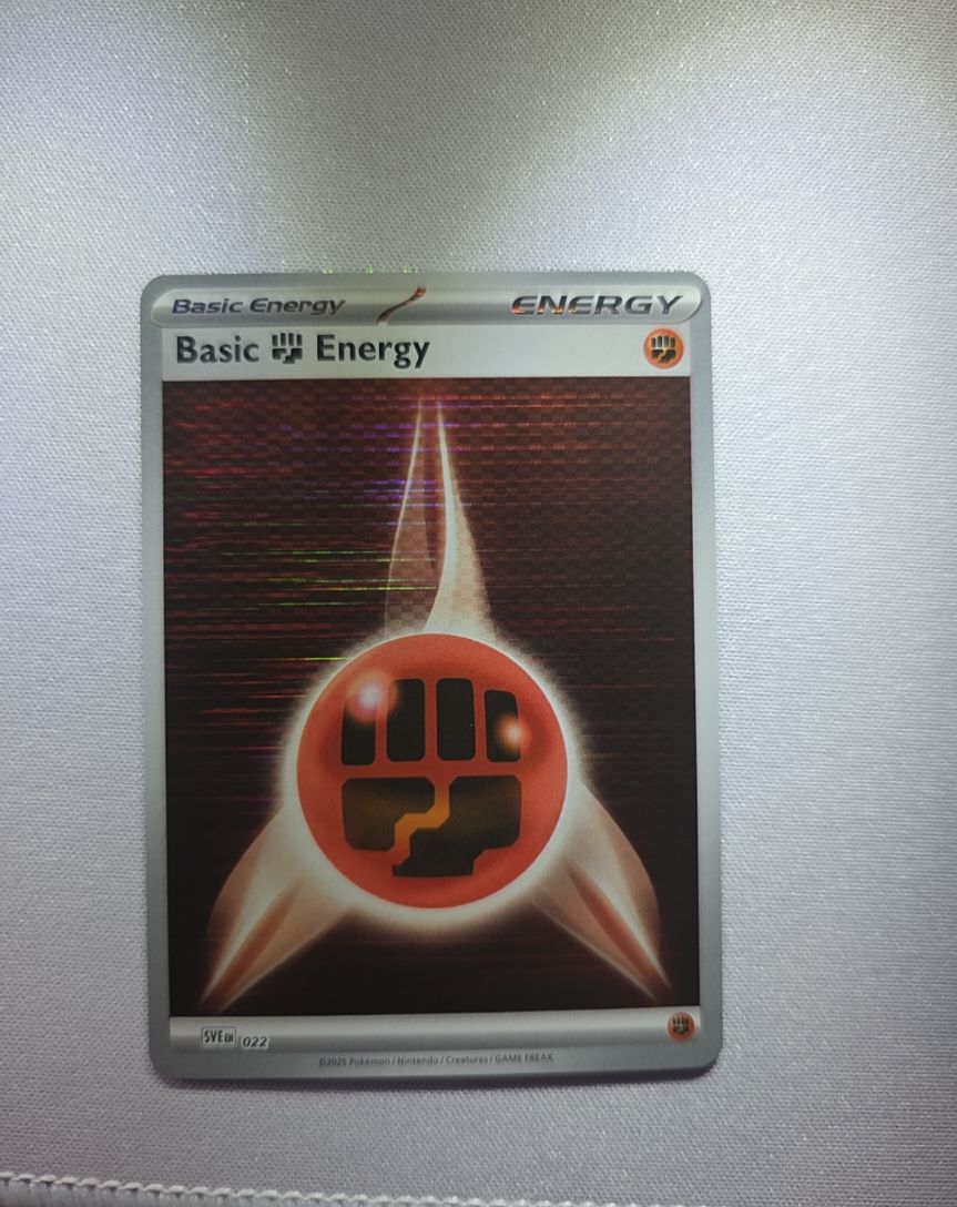 2025 Pokémon SVE 022 Basic Fighting Energy — front