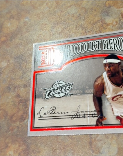 2004-05 Fleer Sweet Sigs Hardcourt Heroics #25HH LeBron James — front