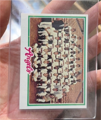 1978 Topps #214 California Angels Team Card — front