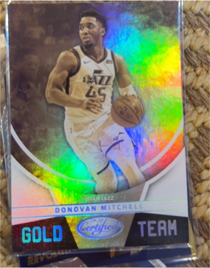 2019-20 Panini Certified Gold Team #14 Donovan Mitchell — front