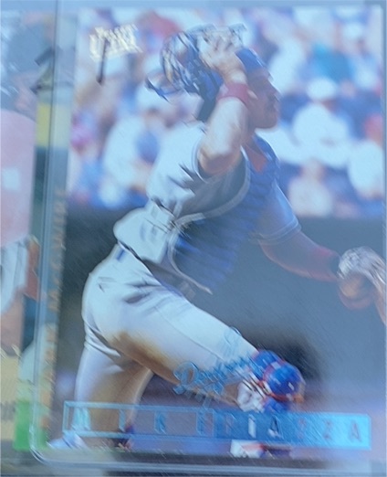 1995 Fleer Ultra #399 Mike Piazza — front