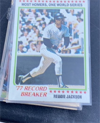 1978 Topps #7 Reggie Jackson '77 Record Breaker — front
