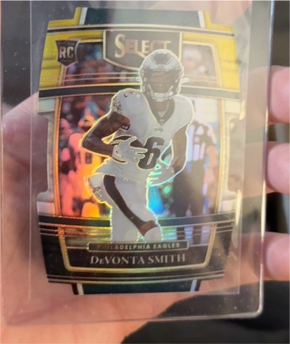 2021 Panini Select Concourse #49 DeVonta Smith — front