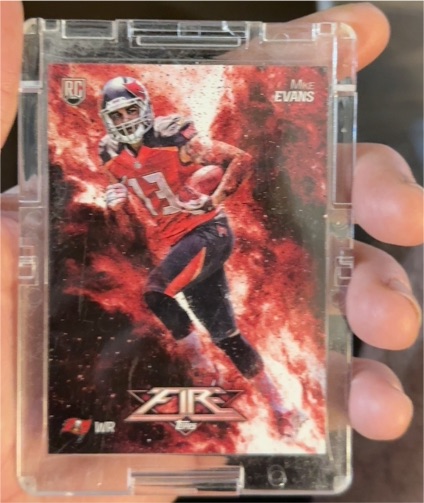 2014 Topps Fire #153 Mike Evans Rookie Card — front