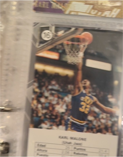 1988 Fournier Estrellas #16 Karl Malone — front