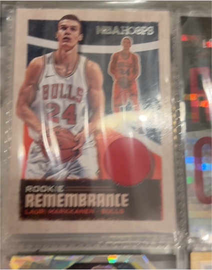 2019-20 Panini NBA Hoops Rookie Remembrance #RR-LAM Lauri Markkanen — front