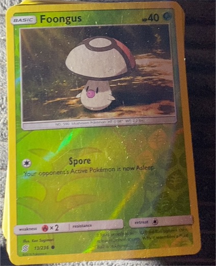 2019 Pokemon Unified Minds #13 Foongus — front