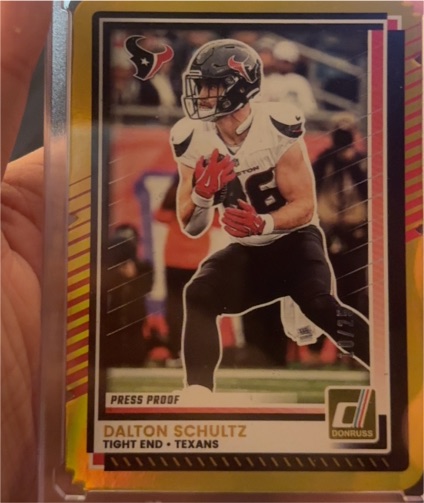 2025 Donruss #27 Dalton Schultz — front