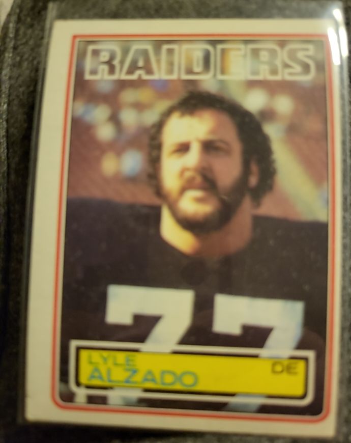 1983 Topps #295 Lyle Alzado — front