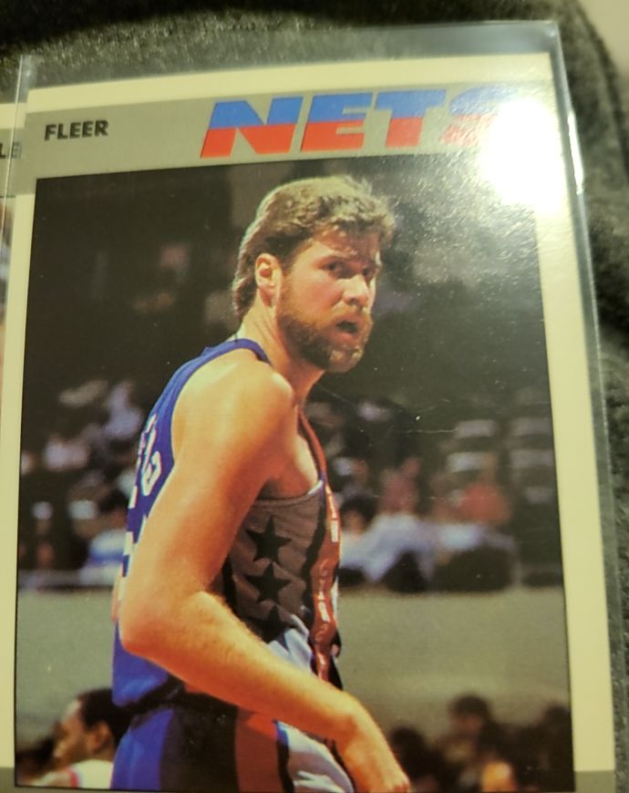 1987-88 Fleer #41 Mike Gminski — front