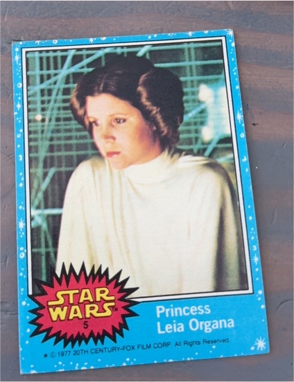 1977 Topps Star Wars #5 Princess Leia Organa — front