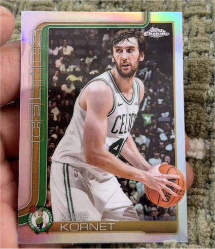 2025-26 Topps Chrome #37 Luke Kornet — front