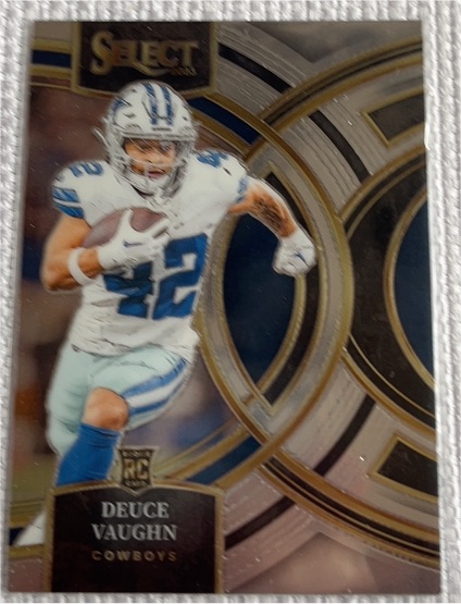 2023 Panini Select Premier Level #128 Deuce Vaughn — front