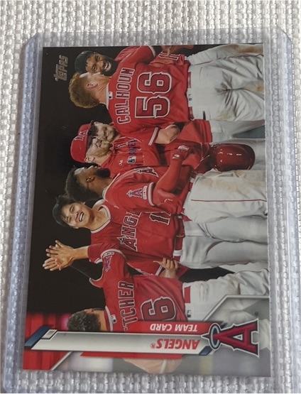 2020 Topps #19 Shohei Ohtani — front