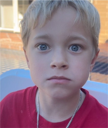 Benjamin Evan Ainsworth 8x12 color promo photo — front