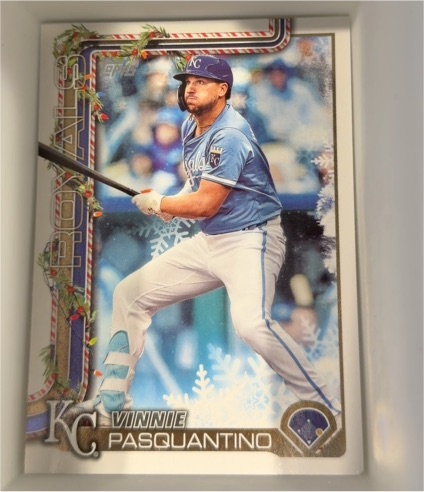 2025 Topps Holiday #H198 Vinnie Pasquantino — front