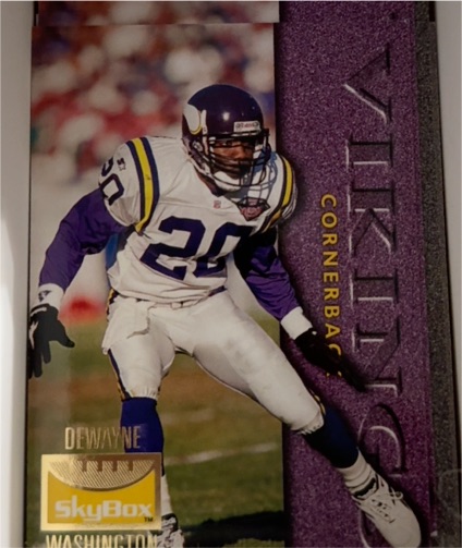 1995 SkyBox Premium #75 Dewayne Washington — front