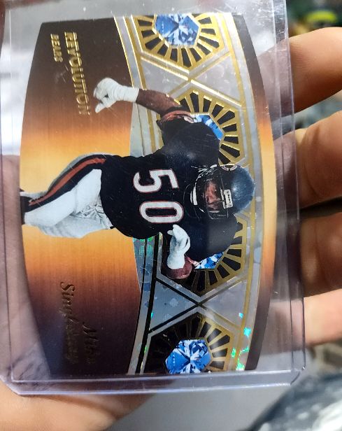 2025 Panini Revolution Ring Bearers Akiem Hicks — front