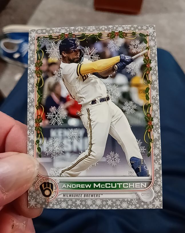 2022 Topps Holiday #HW178 Andrew McCutchen — front